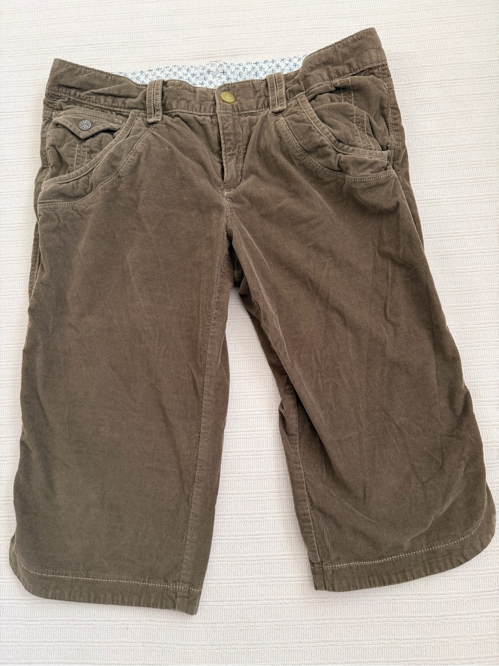 Athleta Brown Corduroy Bermuda Cargo Shorts Capris Size 10